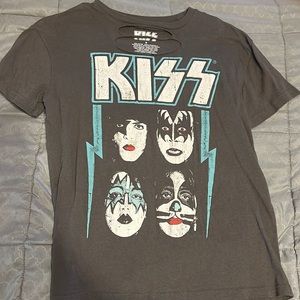 Kiss short sleeve tee
